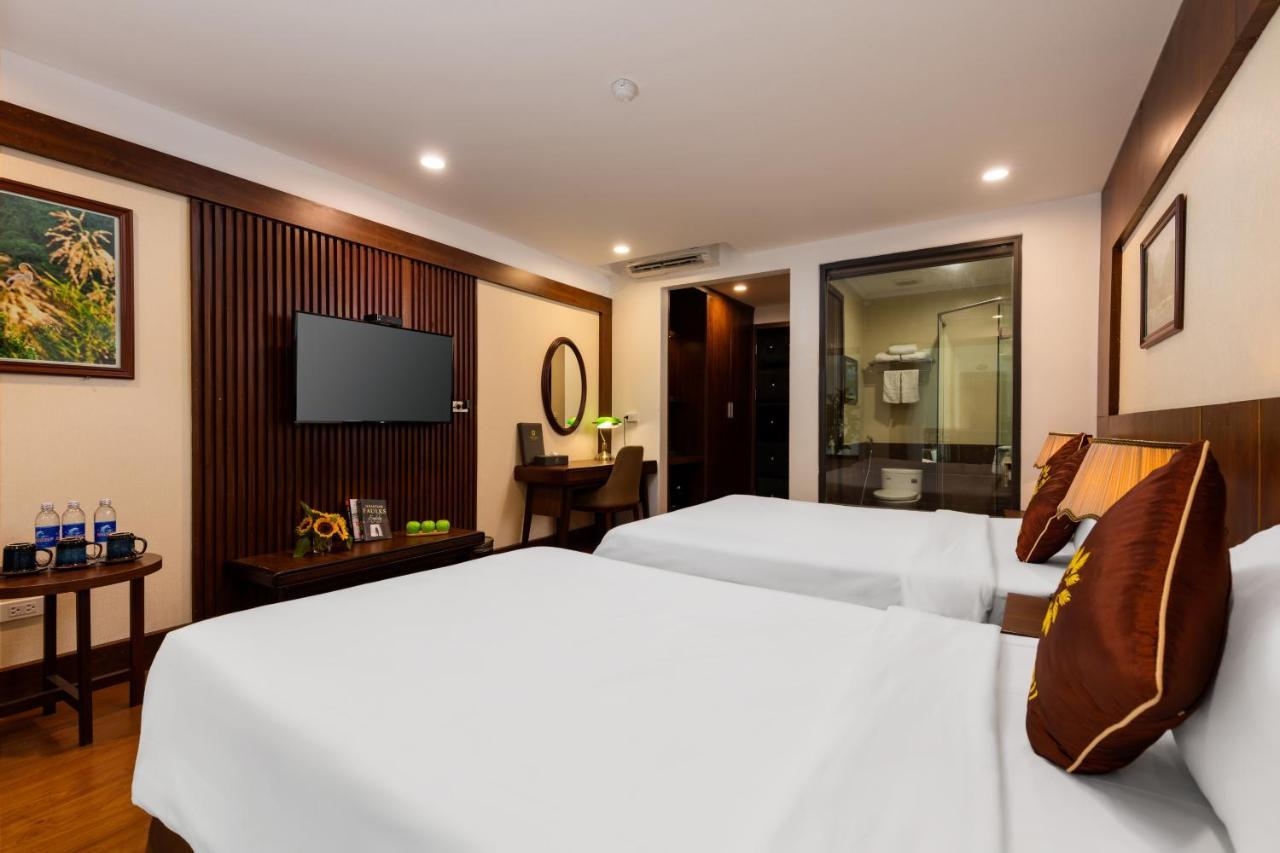 Liberty Hall Tam Coc & Hotel 3*